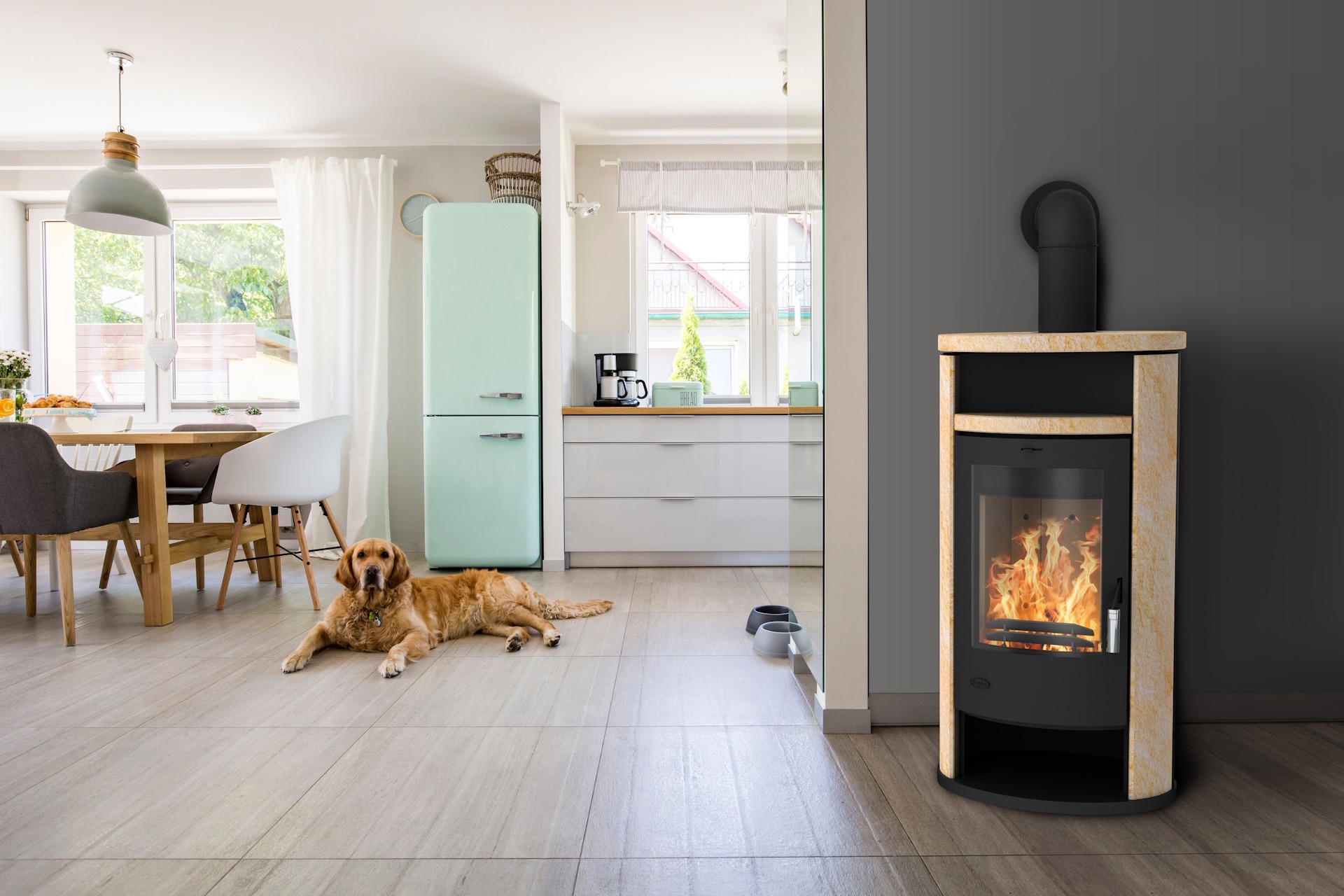 Dog in front of mint fridge in spacious interior with kitchen an Fireplace By Norvai - ALICANTE - Frittstående - Bilde 1